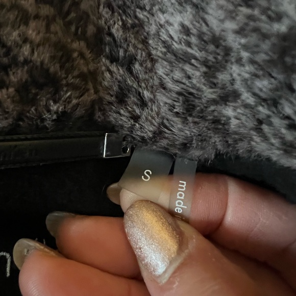 Calvin Klein classic wool coat ( Like New) - Picture 7 of 8